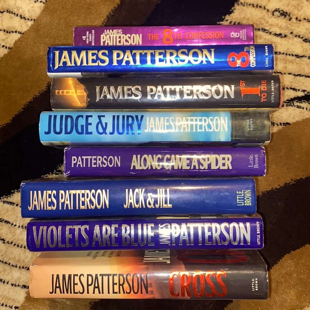 ᒍᗩᗰEᔕ ᑭᗩTTEᖇᔕOᑎ Books